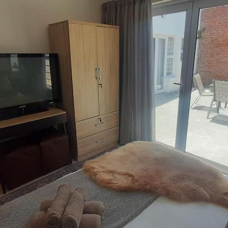 Beachview Guest Suites Port Elizabeth Eksteriør billede